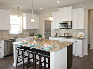 1272 Interlachen Dr, Eagan, MN 55123