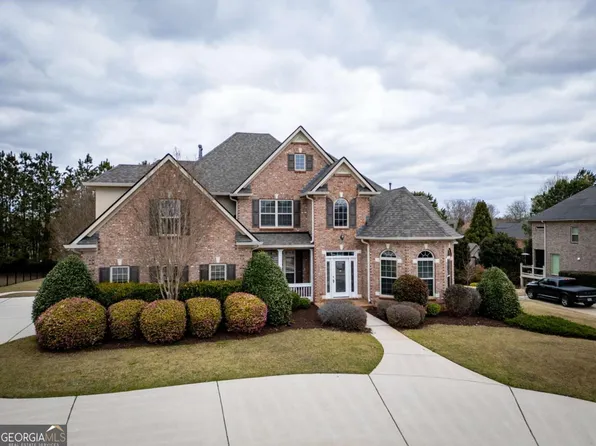 912 Fire Thorn Dr, Hampton, GA 30228