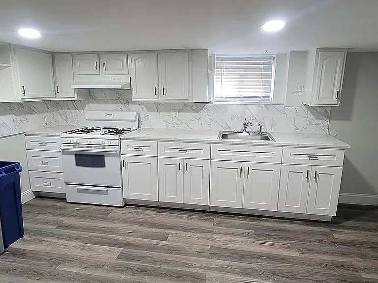 6404 Grand Ave — Photo 13