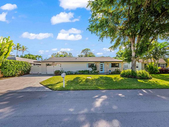 4th image of 518 SW 28th Avenue