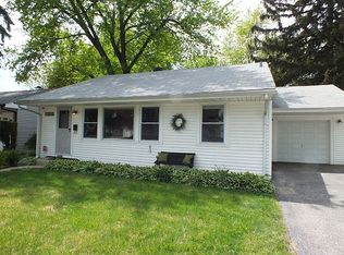 1084 S Wolf Rd, Des Plaines, IL 60016