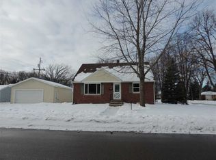 1424 Gross Ave, Green Bay, WI 54304