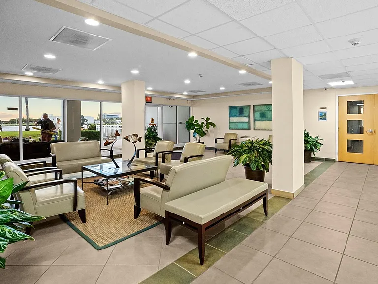 2100 S Ocean Dr #16F — Photo 48
