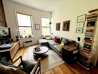 102 West 74th Street, #3C