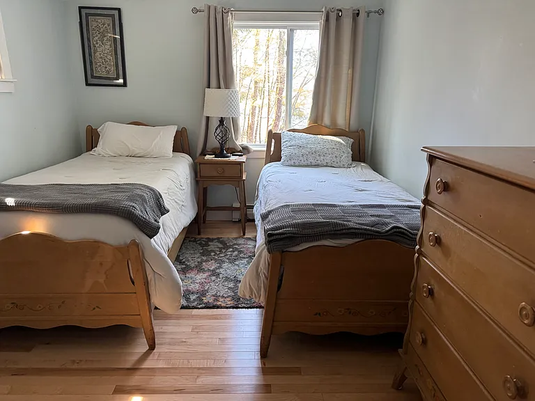 38 Lowell Farm Rd — Photo 4