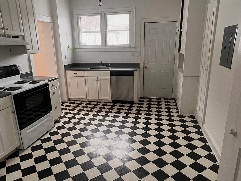 609 Piedmont Ave #1B — Photo 5