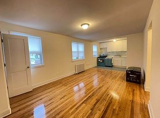 224-16 76th Rd #B2, Oakland Gardens, NY 11364