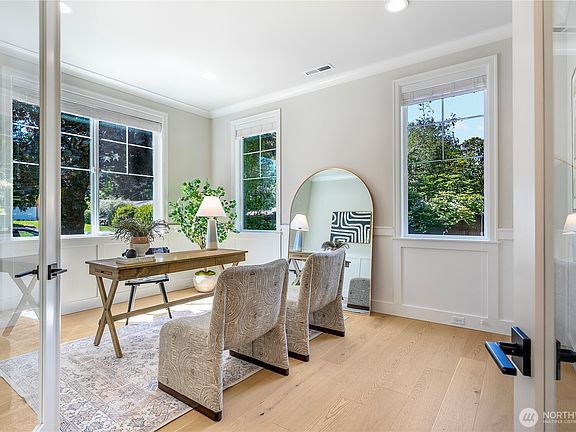 5th image of 16236 NE 28th Street
