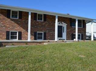 441 Timber Oak Dr, Bristol, VA 24201