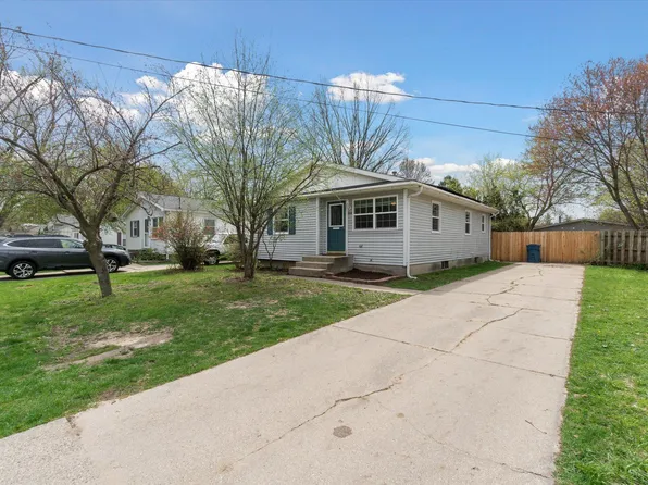 244 Majestic St SE, Kentwood, MI 49548