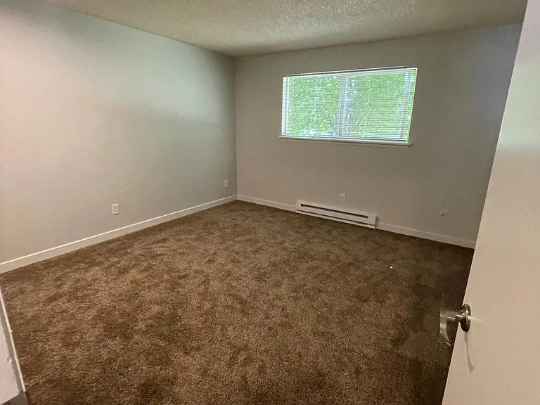 Gig Harbor Villa — Photo 11