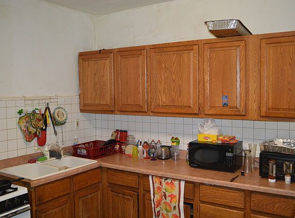 4th image of 6130 S Hermitage Ave