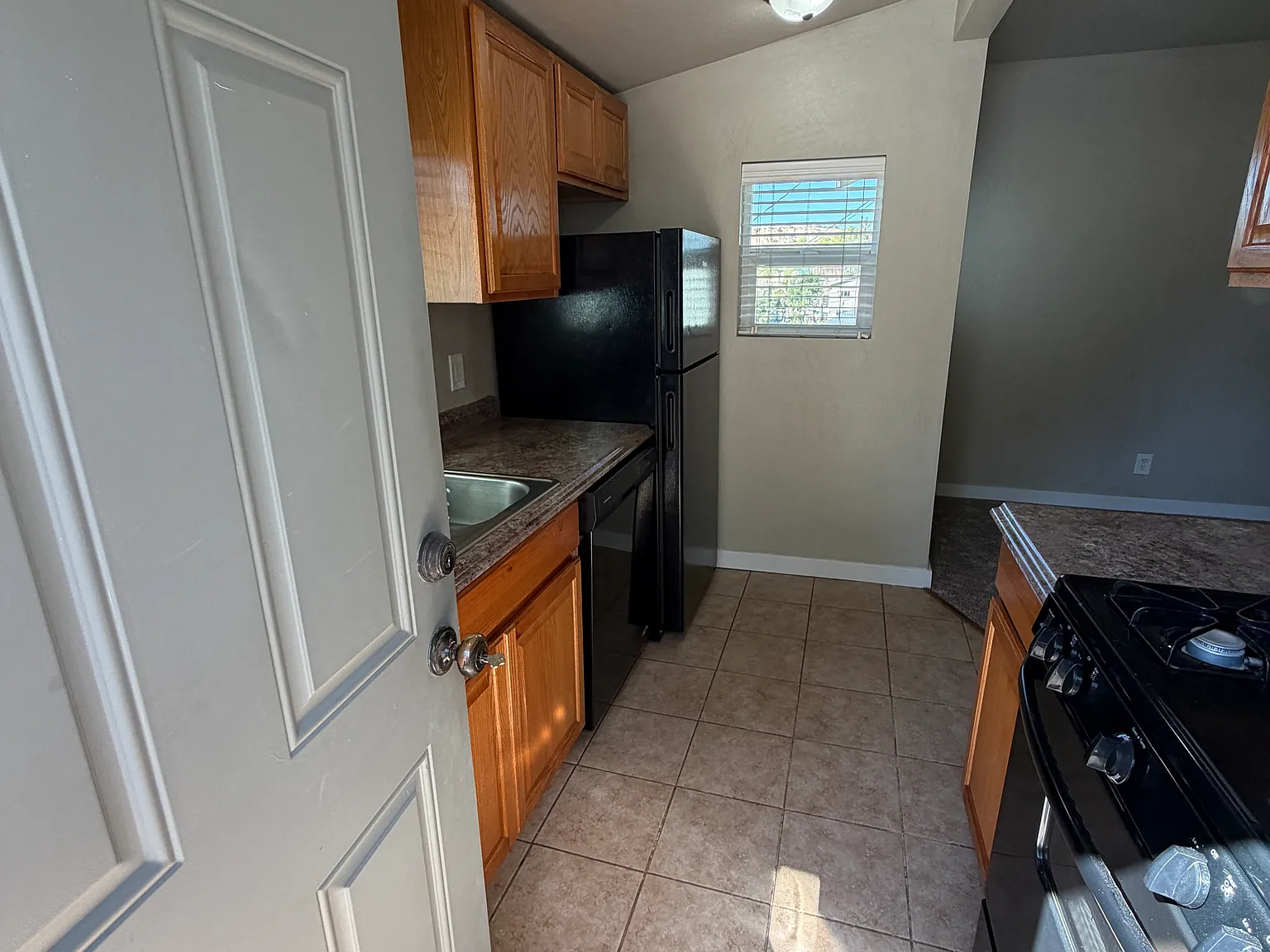 1 bed, 700 sqft, $980 — Photo 1