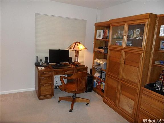 3rd image of 1512 Olympic Dr