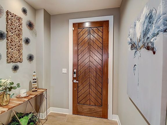 4th image of 4803 N Woodmere Fy #1005