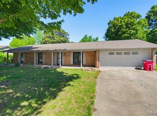 126 Bradley Dr, Sikeston, MO 63801