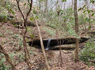 322 Lakeside Dr, Six Mile, SC 29682