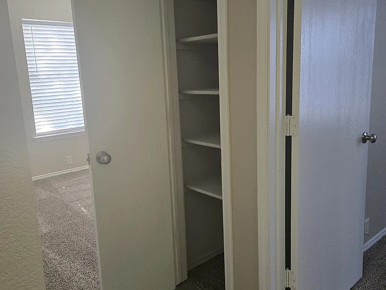 1108 Springcreek Dr — Photo 12
