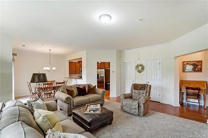 16718 Dolcetto Way — Photo 28