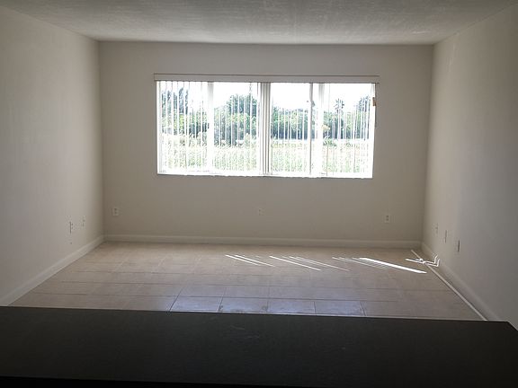 5th image of 14830 Naranja Lakes Blvd APT 3E