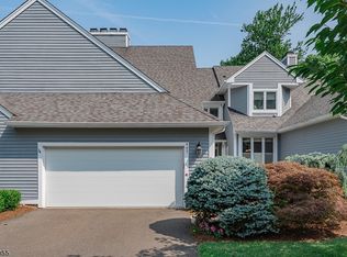 445 Windham Ct, Wyckoff, NJ 07481