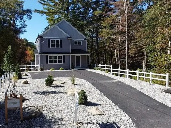 71 Plymouth St, Pembroke, MA 02359