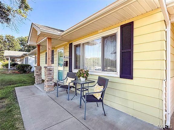 3rd image of 1503 Park Dr