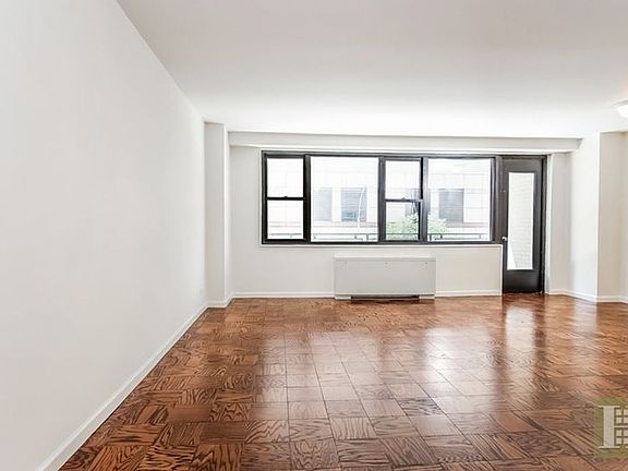 2nd image of 165 W 66th St APT 3A