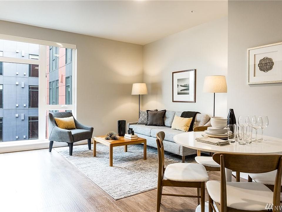 1st image of 1085 103rd Ave NE APT 121