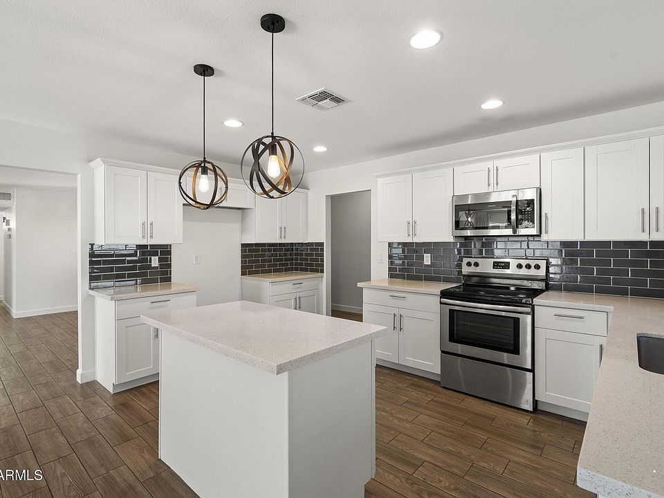 1st image of 11221 N 58TH Avenue