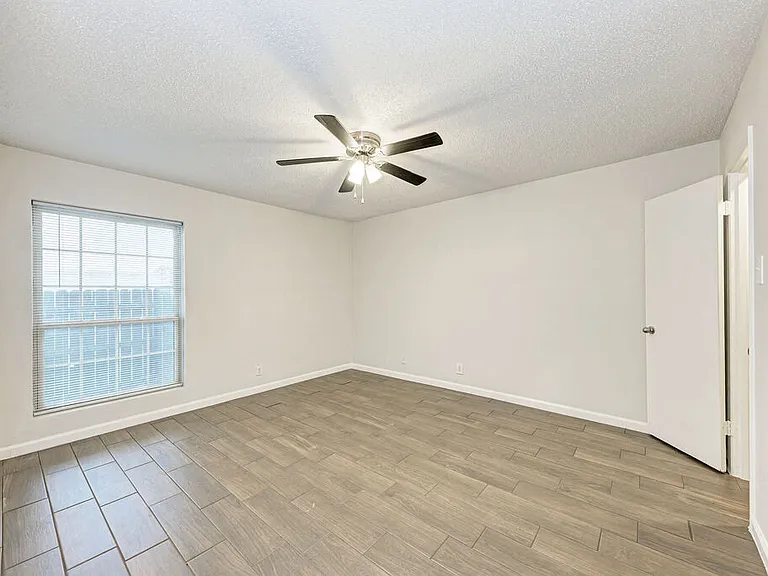 Austin Parke Apartments — Photo 13