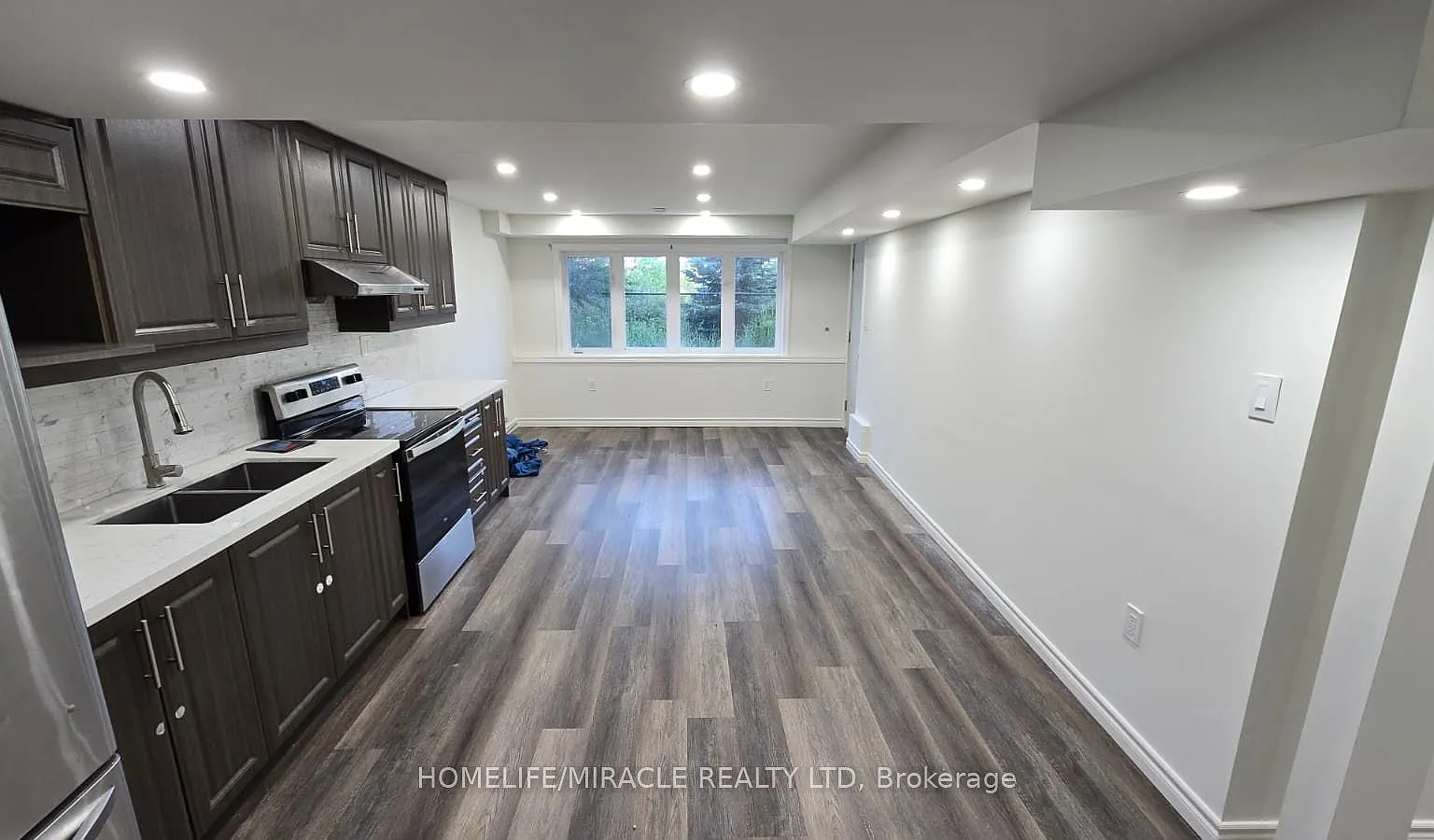 2 bed, $1,900 — Photo 4