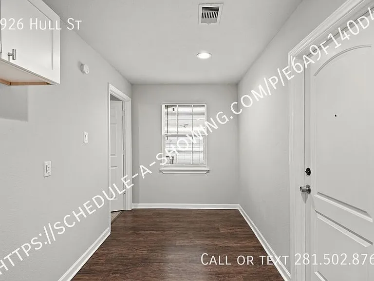 4926 Hull St — Photo 5