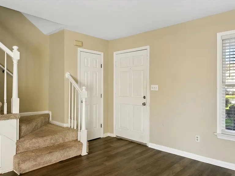 206 Alder Wood Dr — Photo 10