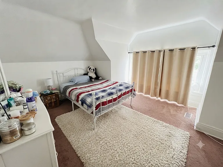 200 Princeton Ave #2 — Photo 12