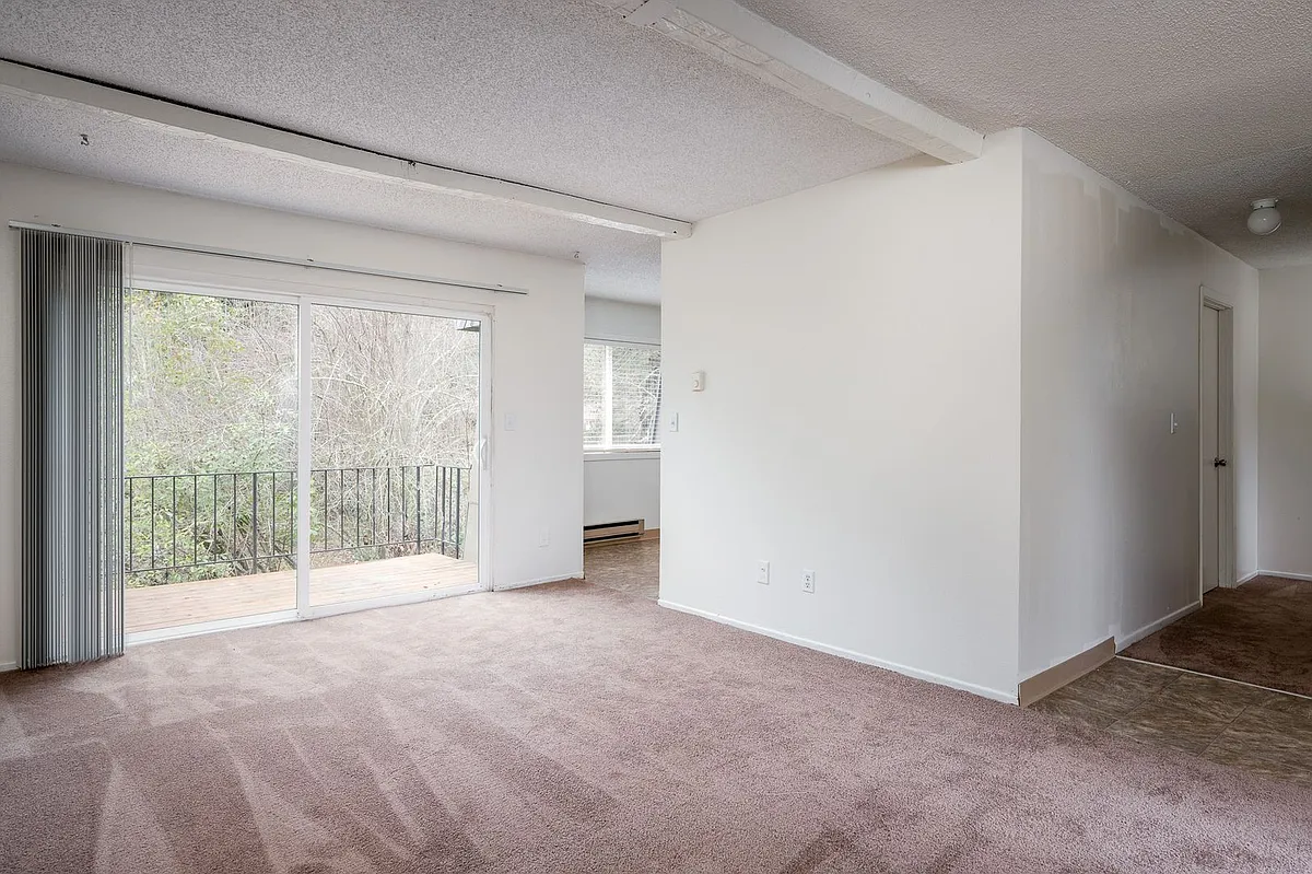 Building Photo - 6275 SW 188th Ct