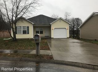 556 Starboard Ct, Bowling Green, KY 42103