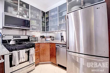 Rented by Urbane Brokerage