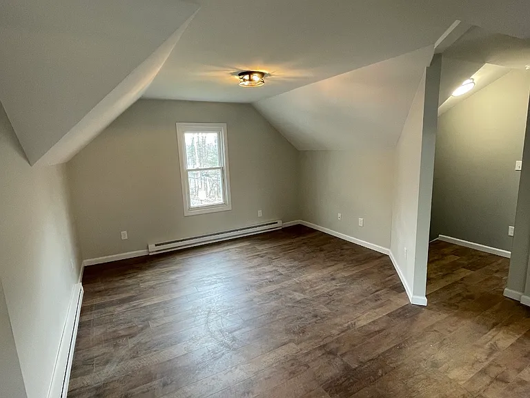 254 Corbin Ave #3 — Photo 3