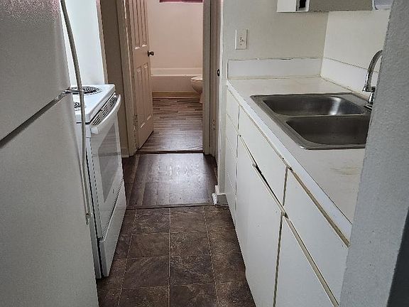 4th image of 10701 109th St SW APT 20