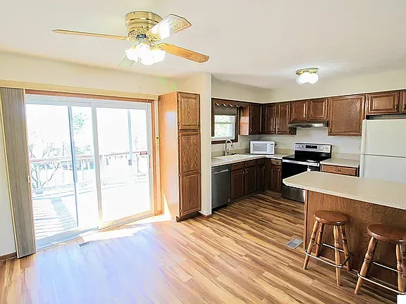 4315 Bingham Cir — Photo 6