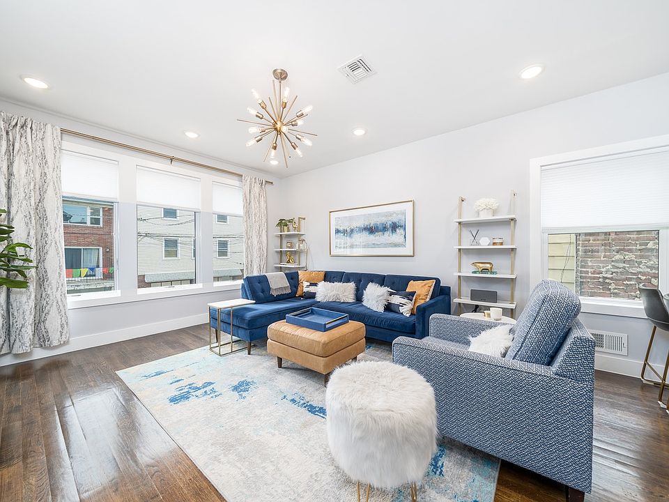 1st image of 119 South St #1