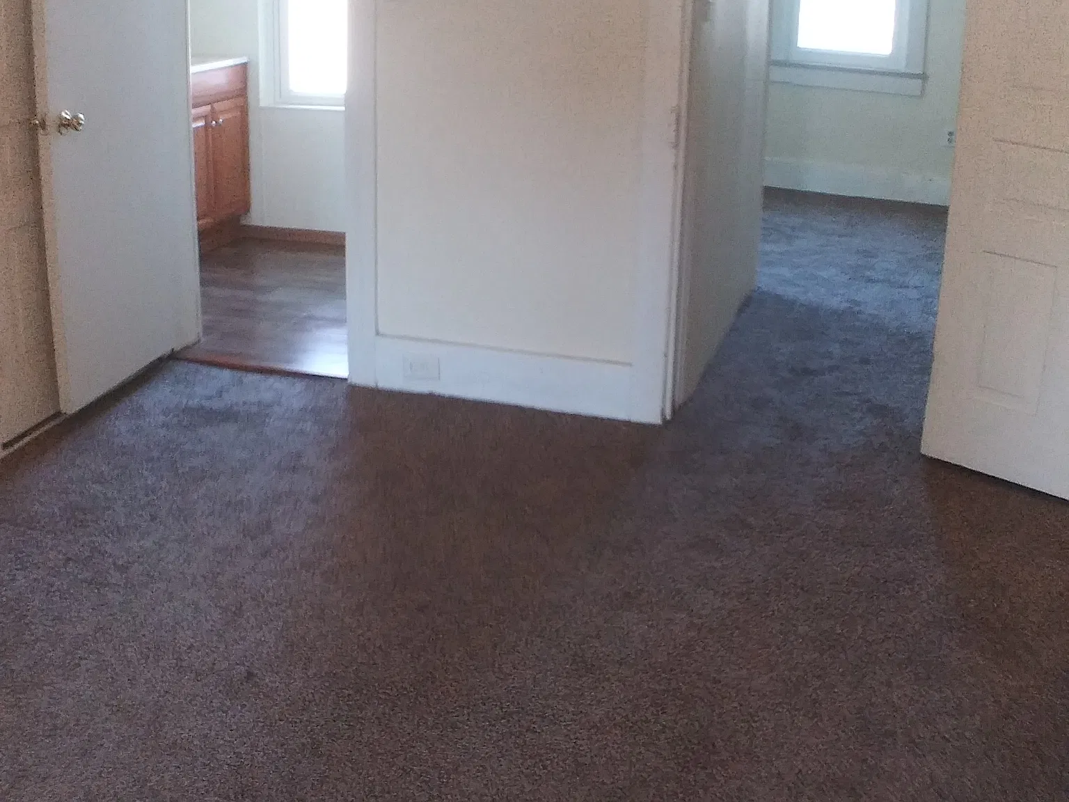 2 bed, 1.5 bath, 1500 sqft, $1,300 — Photo 3