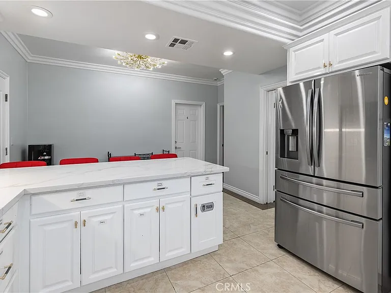 2727 Walnut Grove Ave — Photo 14