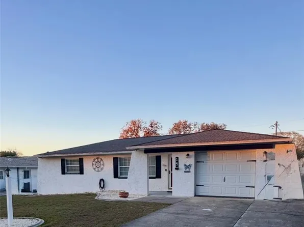 15 Pennsylvania St, Beverly Hills, FL 34465