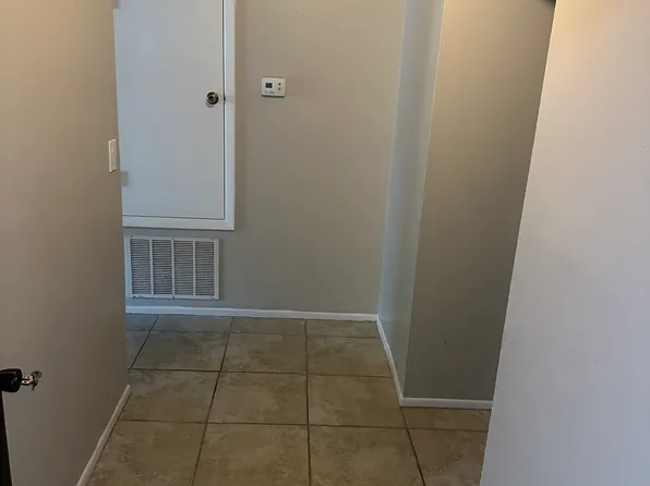 409 Banana Cay Dr APT A, South Daytona, FL 32119