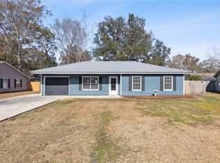 109 Boxwood Ct, Kingsland, GA 31548