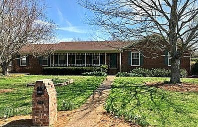 1st image of 2718 Tower Dr