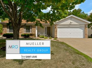 4250 Golden Wheat Dr, Saint Charles, MO