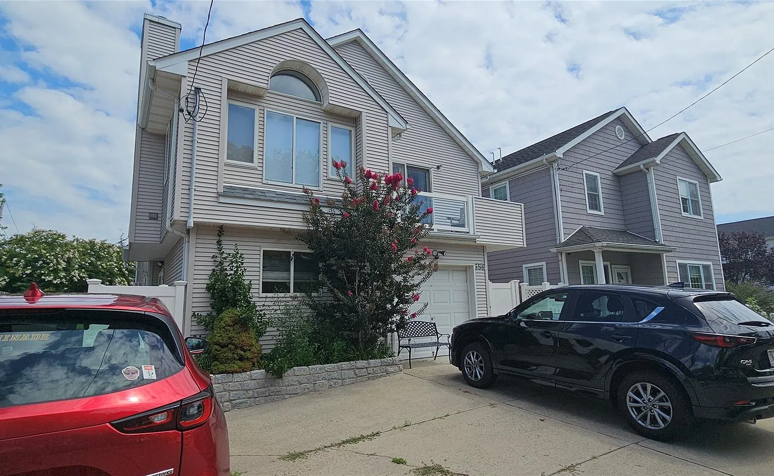3 bed, 2.0 bath, 2000 sqft, $4,175 — Photo 1